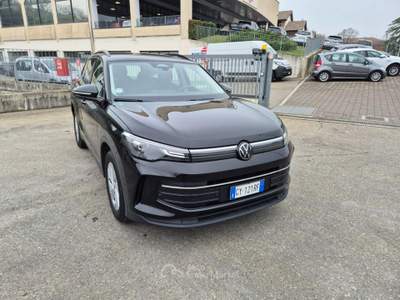 Volkswagen Tiguan 2.0 TDI 150 CV DSG Life Nero usata Medesano