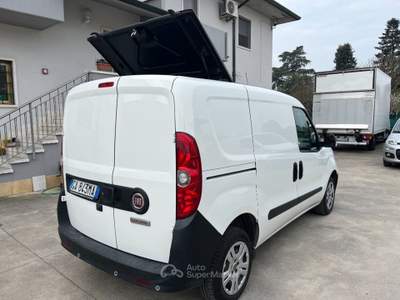 Fiat Doblò Doblò 1.6 3 POSTI APERTURA TETTO NAVI RETROCAMERA Bianco usata Nogarole Rocca