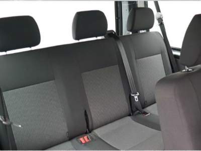 Volkswagen Caravelle 2.0 TDI 110CV PC Trendline Grigio usata BERZO INFERIORE