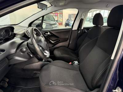 Peugeot 208 Peugeot 208 1.6 Hdi 75cv 5 porte Blu/Azzurro usata Pompei