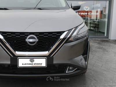Nissan Qashqai 1.3 mhev Business 2wd 158cv xtronic con CarPlay Grigio usata Latina