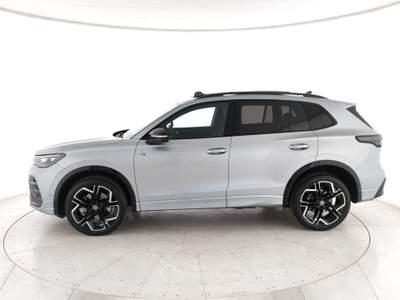 Volkswagen Tiguan Tiguan 2.0 tdi r-line plus 4motion 193cv dsg Argento usata Legnago