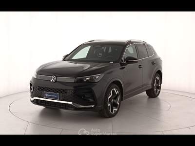 Volkswagen Tiguan 2.0 tdi scr 150cv r-line dsg Nero usata Orzinuovi