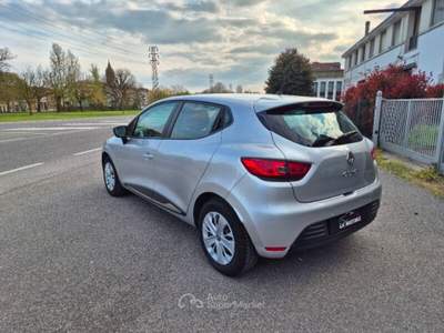 Renault Clio Clio TCe 12V 75 CV 5 porte Business Grigio usata Ferrara