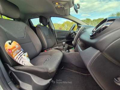Renault Clio Clio TCe 12V 75 CV 5 porte Business Grigio usata Ferrara