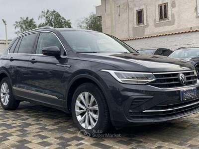 Volkswagen Tiguan Life 2.0 TDI 122CV usata Partinico