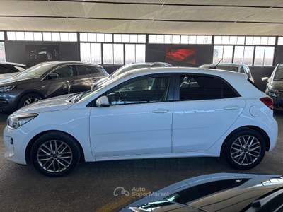 Kia Rio 12V 74KW 101CV Cool NEOPATENTATO usata Sommacampagna