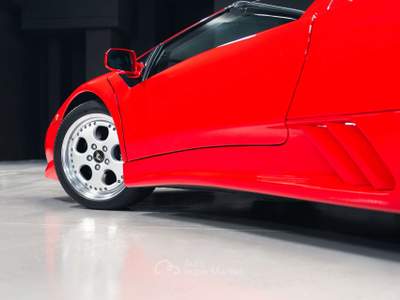 Lamborghini Diablo 492cv Rosso usata Formello
