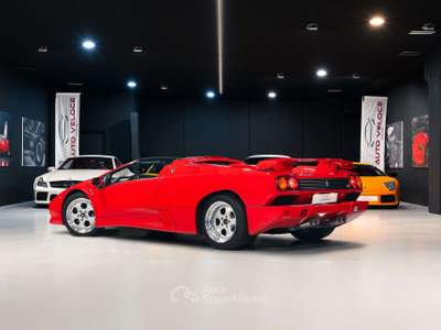 Lamborghini Diablo 492cv Rosso usata Formello