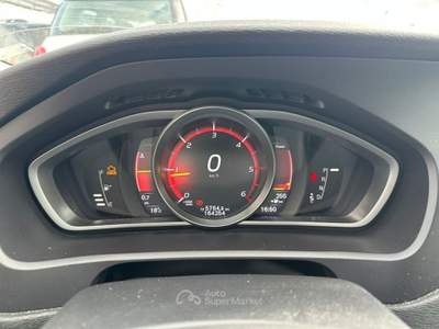 Volvo V40 D2 Geartronic Plus Automatica Led Grigio usata Oderzo
