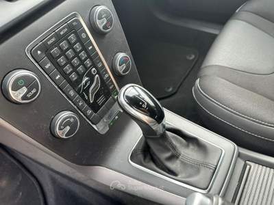 Volvo V40 D2 Geartronic Plus Automatica Led Grigio usata Oderzo