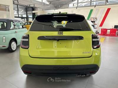 Fiat 600 1.2 Hybrid Sport Edizione Milano Cortina 2026 eDCT Verde usata Montagna in Valtellina