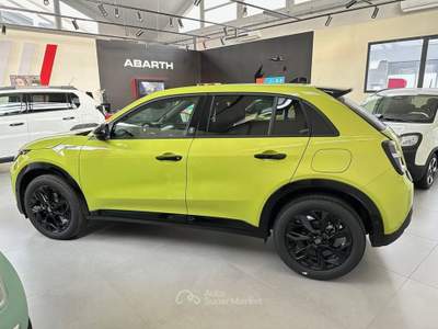 Fiat 600 1.2 Hybrid Sport Edizione Milano Cortina 2026 eDCT Verde usata Montagna in Valtellina