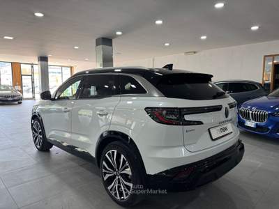 Renault Austral 1.2 E-Tech Full Hybrid Iconic 200cv auto Bianco usata Pozzuoli