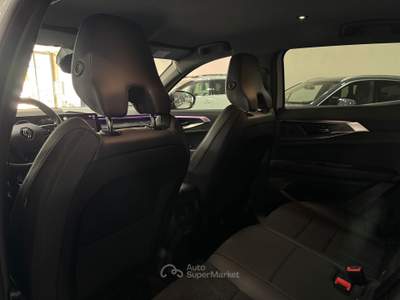 Renault Austral 1.2 E-Tech Full Hybrid Iconic 200cv auto Bianco usata Pozzuoli