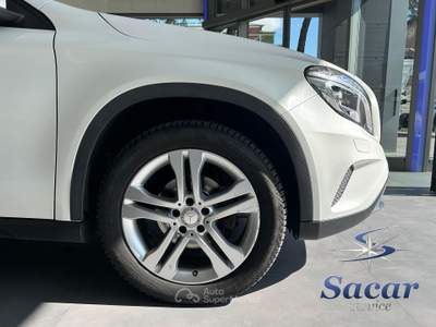 Mercedes-Benz GLA 200 d (cdi) Enduro auto Bianco usata Potenza