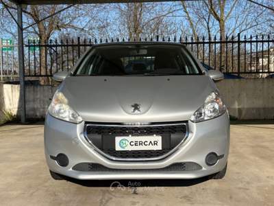 Peugeot 208 1.0 VTi 68 CV 5 porte OK NEOPATENTATI EURO 5B BENZ Argento usata Pavia
