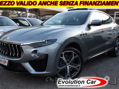 Maserati Levante MHEV 330 CV AWD GT *LAUNCH EDITION ONE OF 200* Grigio usata Roma