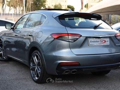 Maserati Levante MHEV 330 CV AWD GT *LAUNCH EDITION ONE OF 200* Grigio usata Roma