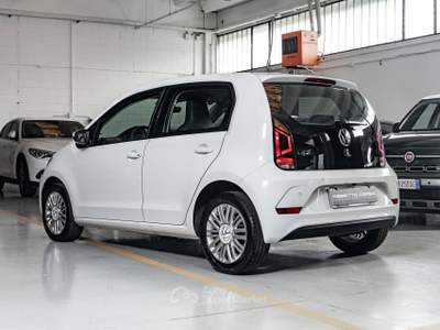 Volkswagen up! up! 5p 2017 5p 1.0 evo Sport 65cv Bianco usata Sesto San Giovanni