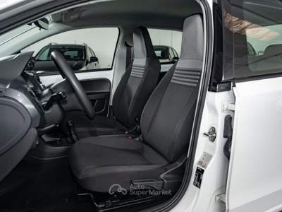 Volkswagen up! up! 5p 2017 5p 1.0 evo Sport 65cv Bianco usata Sesto San Giovanni
