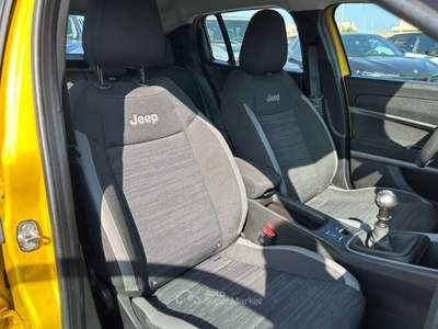 Jeep Avenger 100CV First Edition Giallo usata Monopoli