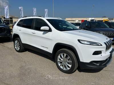 Jeep Cherokee 170CV 4WD Active Drive II Limited Bianco usata Monopoli