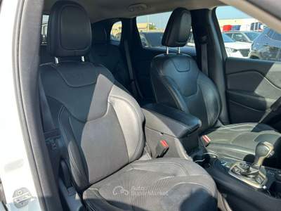 Jeep Cherokee 170CV 4WD Active Drive II Limited Bianco usata Monopoli