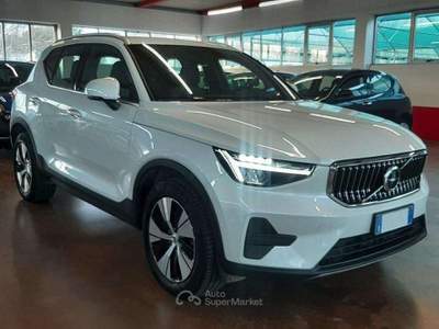 Volvo XC40 XC40 2023 1.5 t5 recharge phev Core auto Argento usata San Vendemiano Volvo XC40 XC40 2023 1.5 t5 recharge phev Core auto Argento usata San Vendemiano