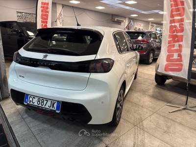 Peugeot 208 1.2 75CV Stop&Start Active Ok Neopatentati Bianco usata Prato