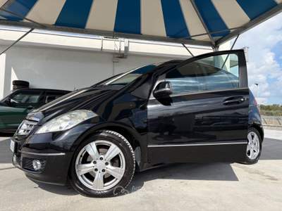 Mercedes-Benz Classe A A 160 CDI BlueEFFICIENCY Elegance Nero usata ALTAMURA