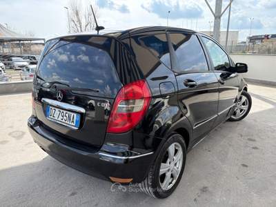 Mercedes-Benz Classe A A 160 CDI BlueEFFICIENCY Elegance Nero usata ALTAMURA