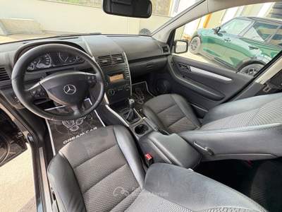 Mercedes-Benz Classe A A 160 CDI BlueEFFICIENCY Elegance Nero usata ALTAMURA