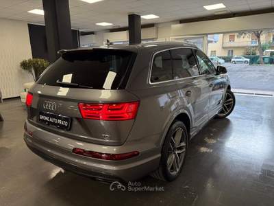 Audi Q7 272 CV quattro tiptronic Sport Plus Argento usata Prato