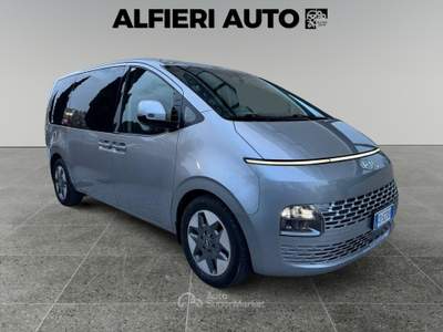 Hyundai Staria 2.2 CRDi 177cv 2WD Wagon Auto 9posti Argento usata Calenzano