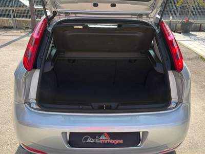 Fiat Punto 1.4 Natural Power Street 70cv EU6 Grigio usata Cercola
