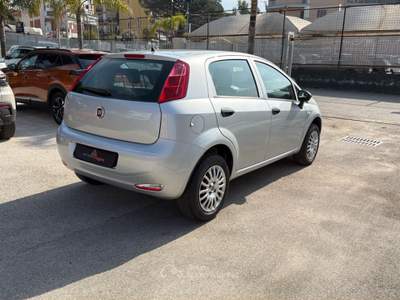 Fiat Punto 1.4 Natural Power Street 70cv EU6 Grigio usata Cercola