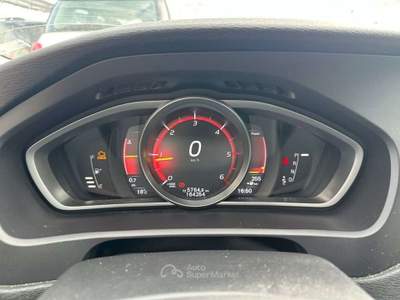 Volvo V40 D2 Geartronic Plus Automatica Led Grigio usata Rivignano Teor