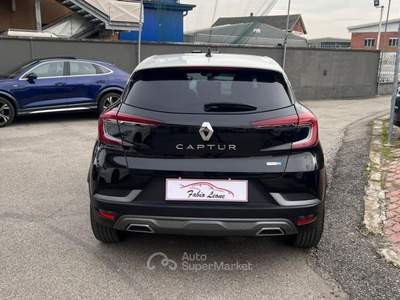 Renault Captur 1.6 E-Tech hybrid RS Line 145cv auto Rosso usata MONCALIERI