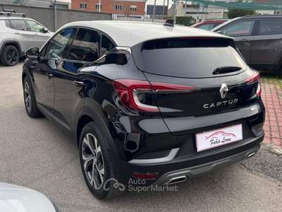Renault Captur 1.6 E-Tech hybrid RS Line 145cv auto Rosso usata MONCALIERI