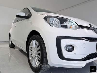 Volkswagen up! 1.0 5p. eco high up! BMT usata San Giuseppe Vesuviano