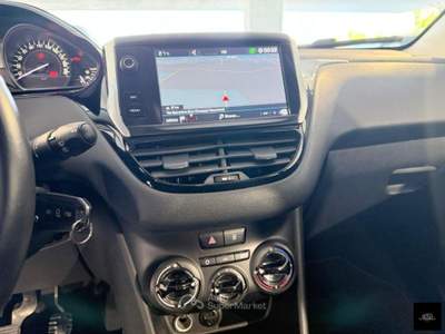 Peugeot 208 BlueHDi 75 5p. Active usata San Giuseppe Vesuviano
