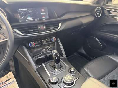 Alfa Romeo Stelvio 2.2 T.diesel 180CV AT8 RWD Exec. Blu/Azzurro usata San Giuseppe Vesuviano
