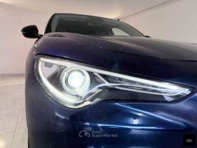 Alfa Romeo Stelvio 2.2 T.diesel 180CV AT8 RWD Exec. Blu/Azzurro usata San Giuseppe Vesuviano