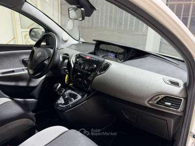 Lancia Ypsilon  0.9 T.Air 80 CV 5p. Met.Ec. Pla. usata Lugo