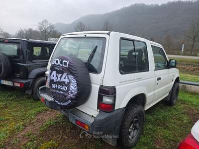 Mitsubishi Pajero Autocarro 4x4 usata Odolo