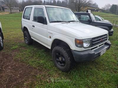 Mitsubishi Pajero Autocarro 4x4 usata Odolo