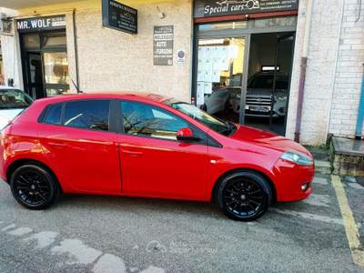 Fiat Bravo 120 CV DPF Dualogic Dynamic Rosso usata Valenzano