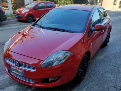 Fiat Bravo 120 CV DPF Dualogic Dynamic Rosso usata Valenzano