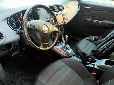 Fiat Bravo 120 CV DPF Dualogic Dynamic Rosso usata Valenzano